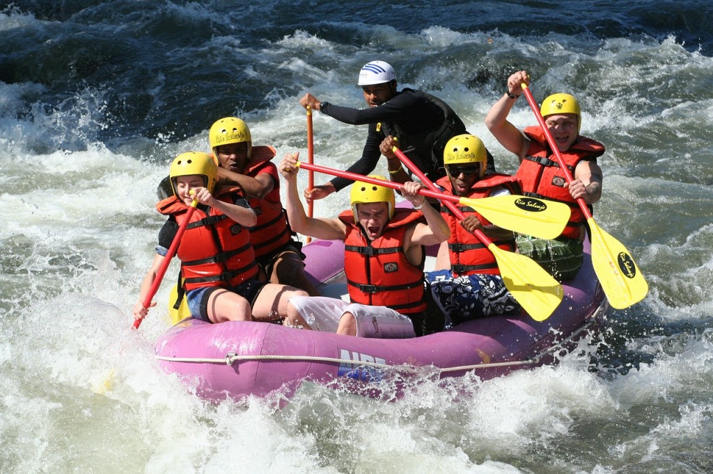 rafting-661716_1280