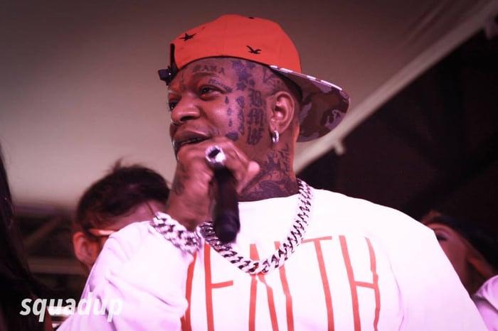 10154541_696032790453768_126388102_n